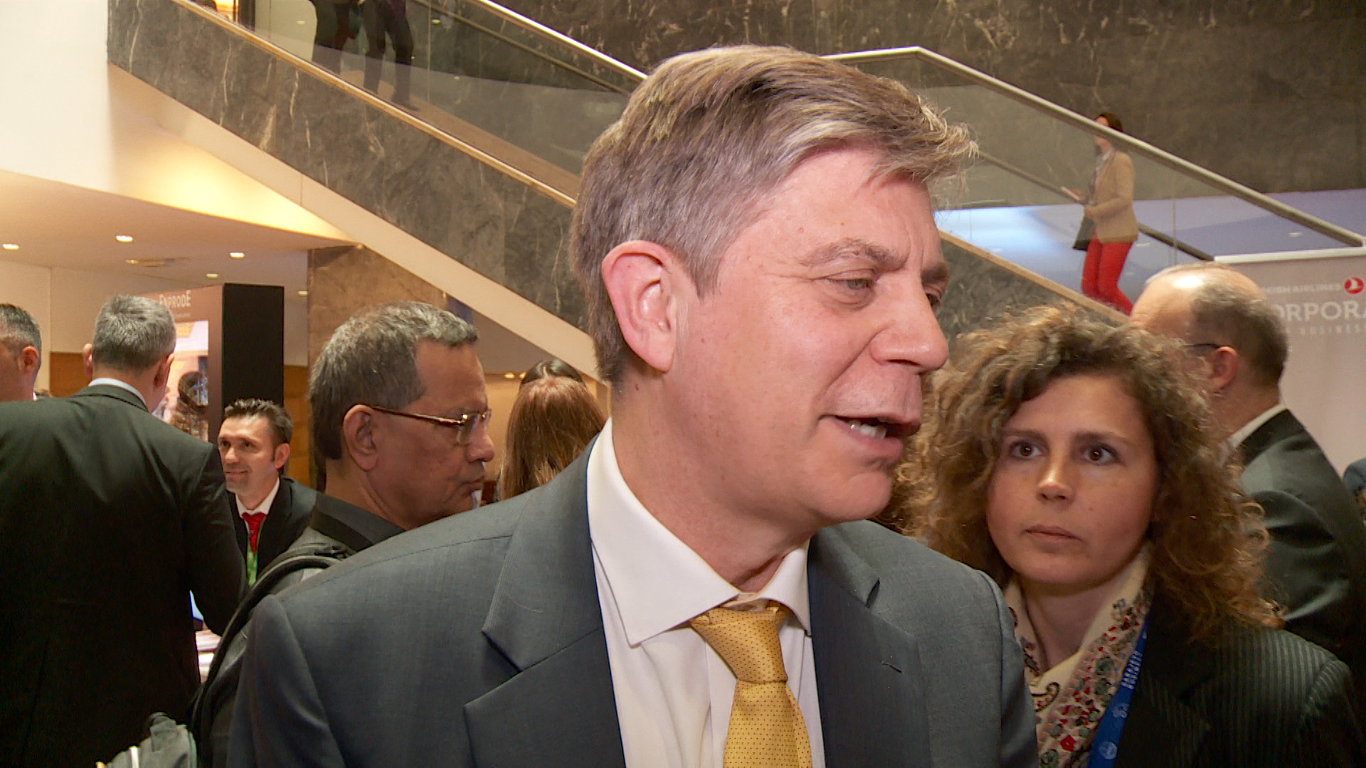 sa-izjave izborni-ads-2(20180425-125856712).00_00_08_00.Still002