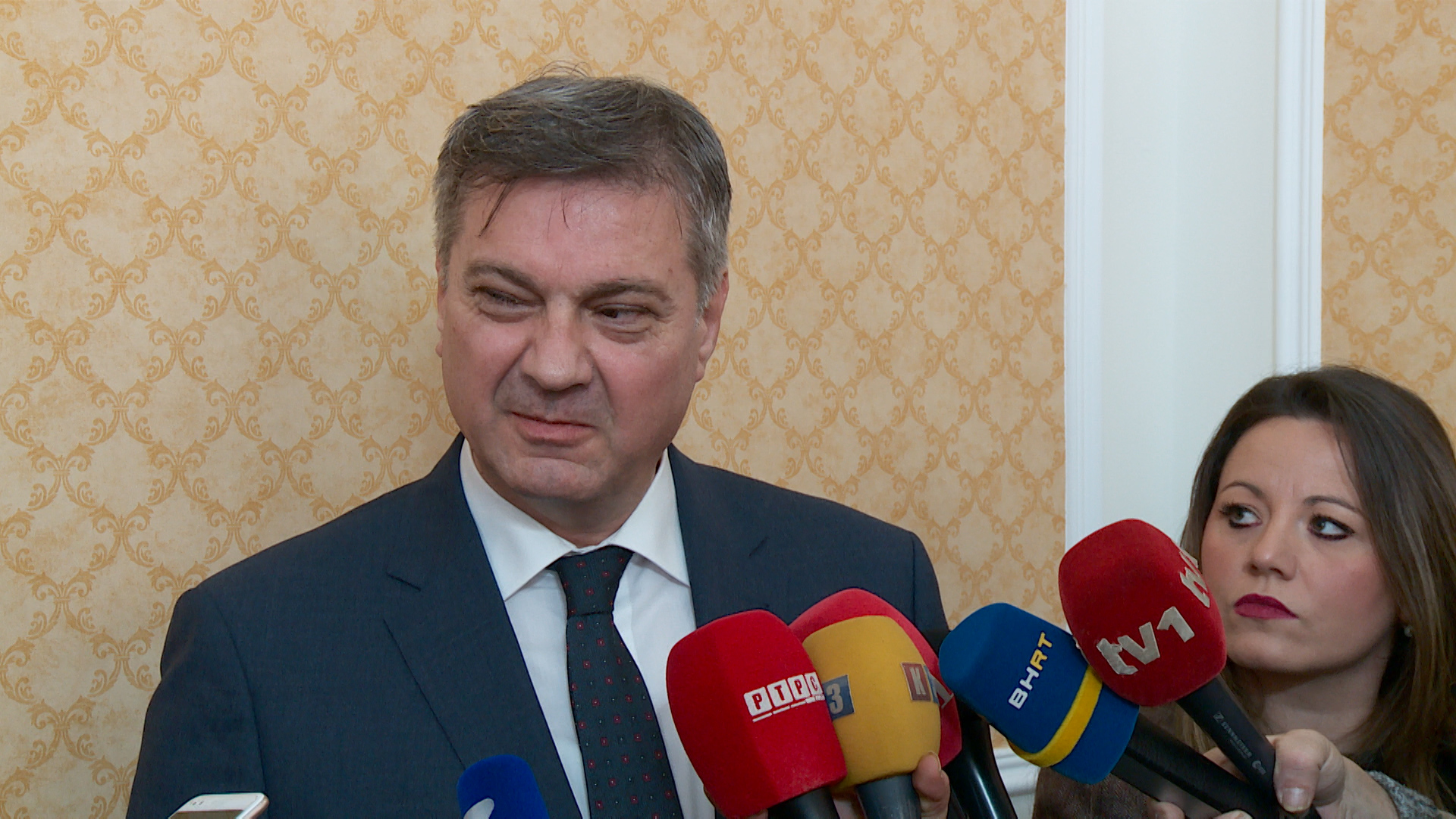 sa-izjave politika-ads-01(20190116-152610590).00_26_36_16.Still006