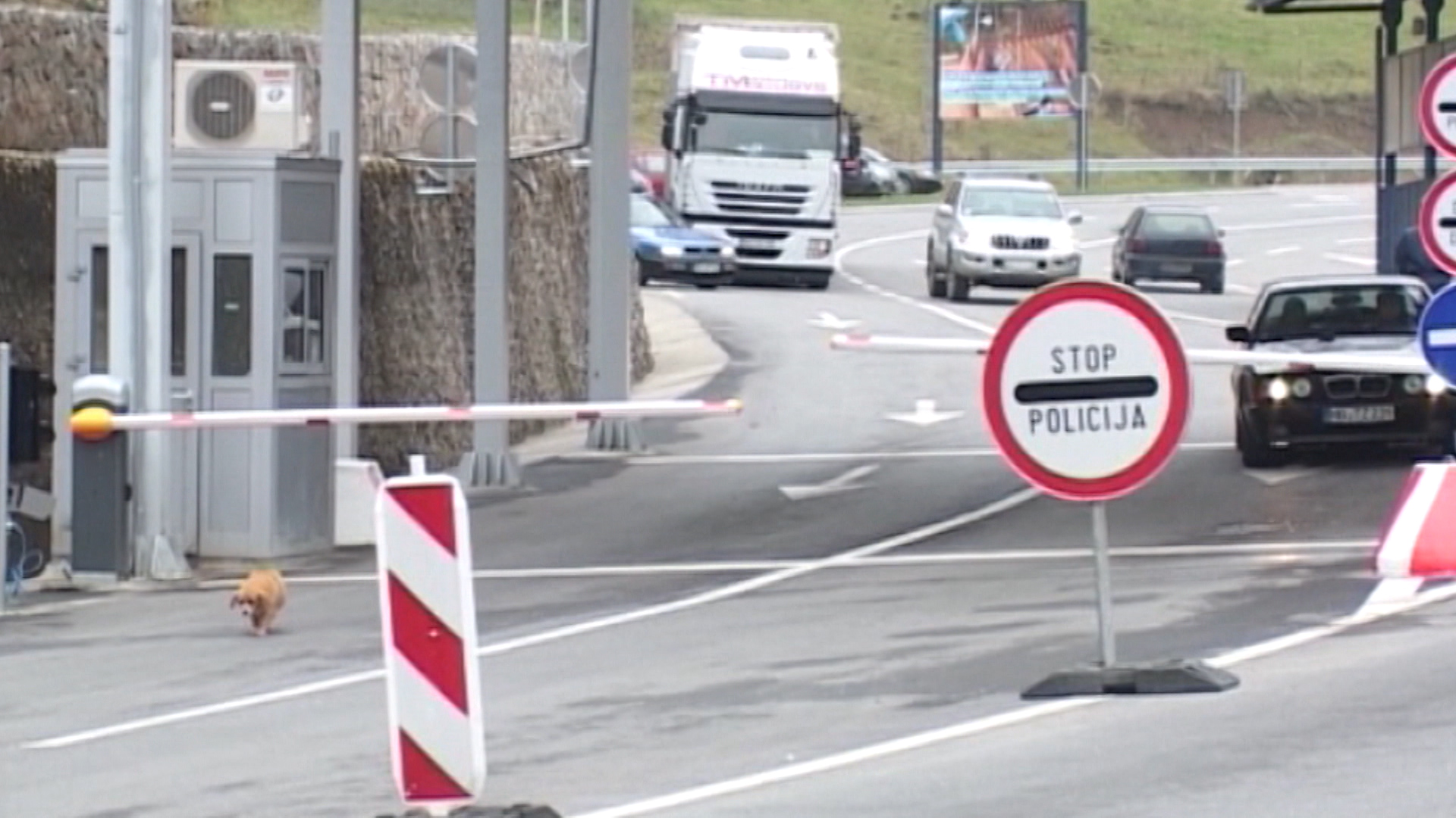 SA-IZOLACIJA REAX PKG-TJD-1(20200625-185323903).mxf.00_00_04_07.Still001