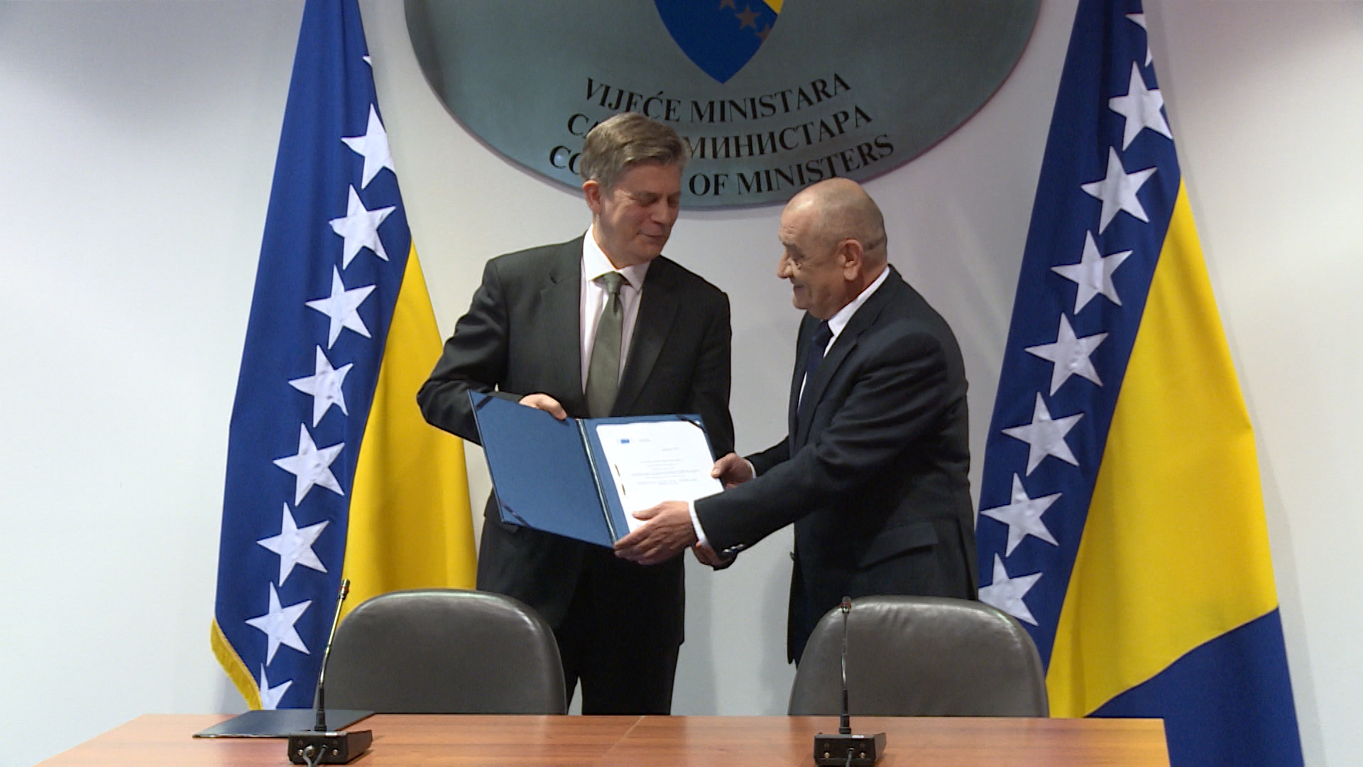 SA-IZVJESTAJ O BIH DETALJI PKG-19-ESM-1(20180418-160138597).00_00_33_18.Still004