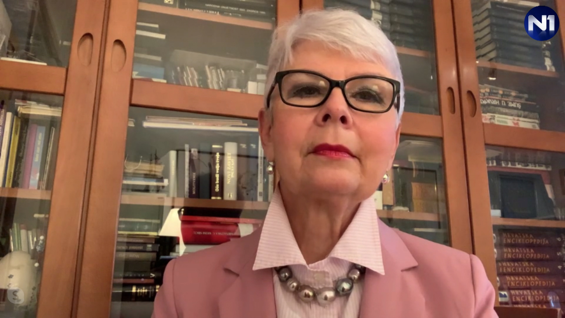 sa-jasmin salkic-clf-171220.00_08_09_02.Still002