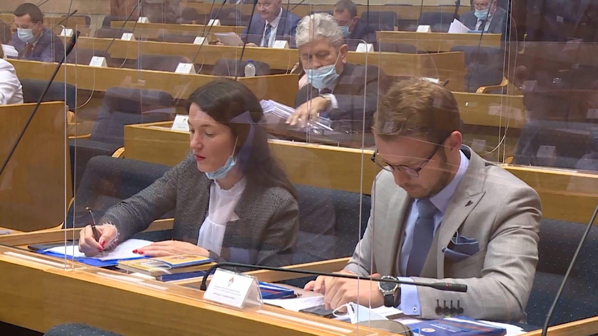 SA-KANDIDATURE PKG-SNM-1(20200624-180342966).mxf.00_00_03_19.Still001