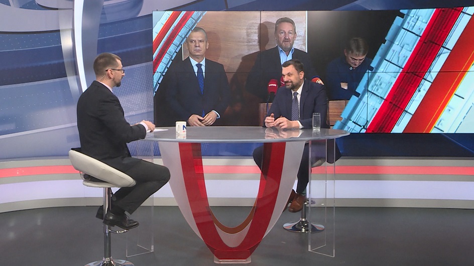 SA-KONAKOVIC INTW DU-BOB-1(20191218-122805732).mxf.00_00_25_07.Still003