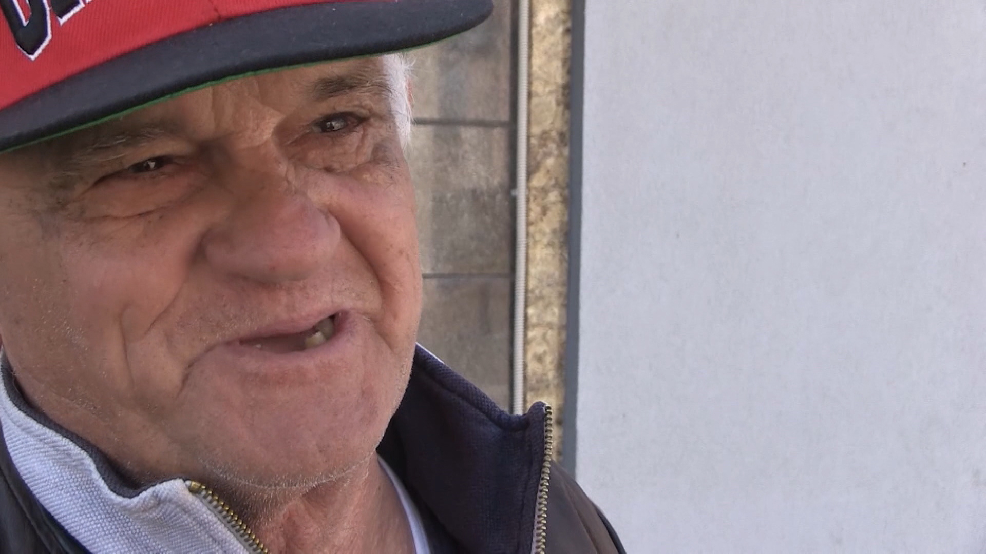 SA-KORONA FBIH PKG-19-ZVK-1(20200316-173614122).00_01_11_07.Still003