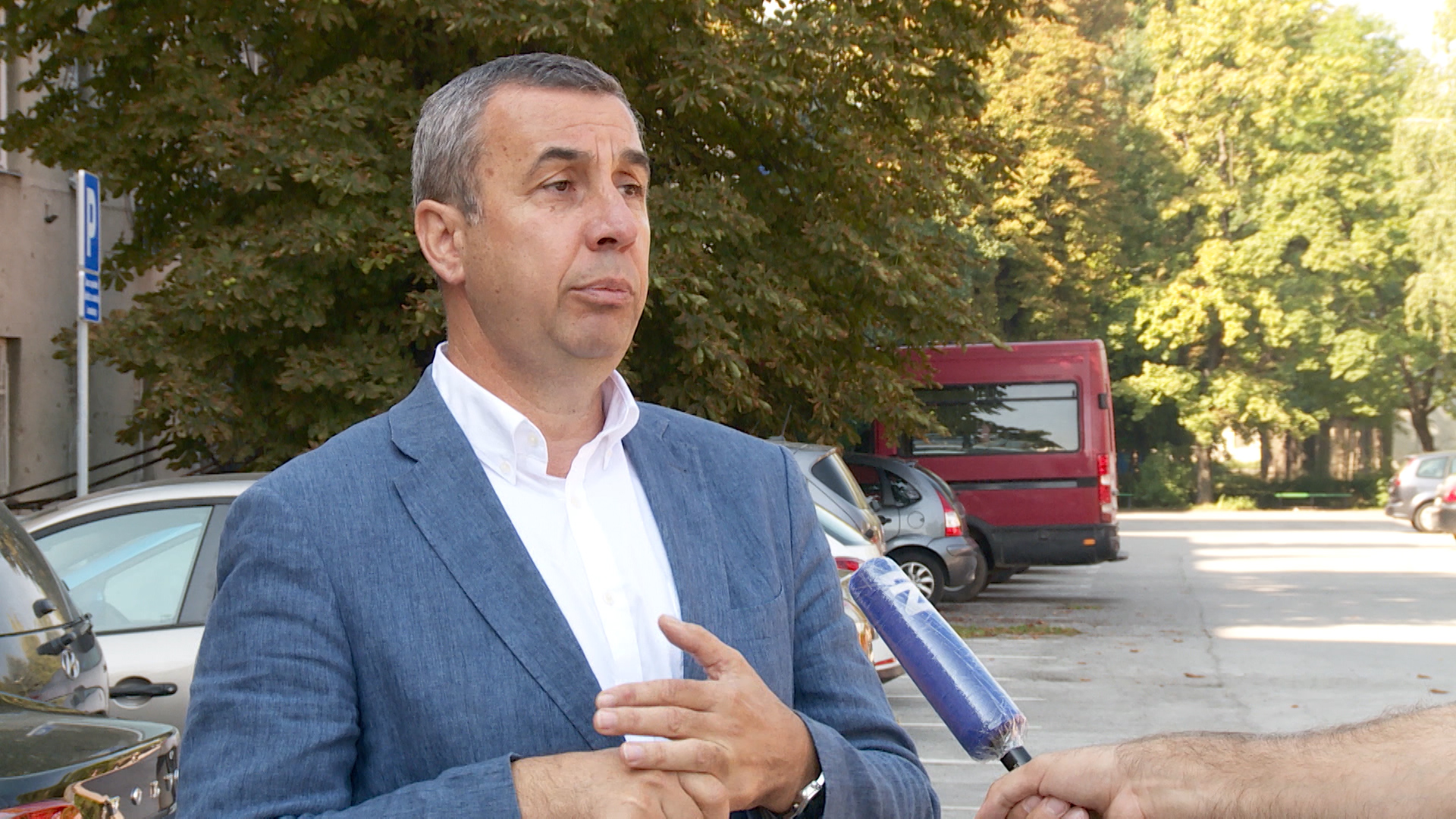 SA-LINDOV RAZGOVOR-RAS(20200911-115442855).mxf.00_02_39_01.Still001