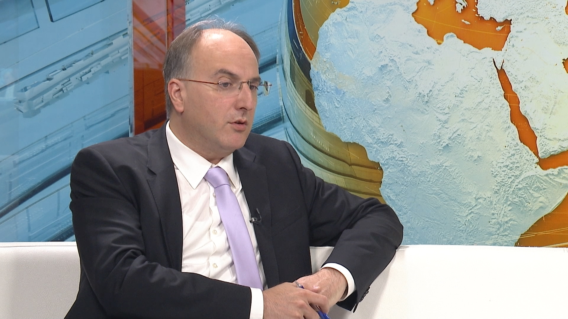 sa-live 1-0700-180518.00_07_49_14.Still001