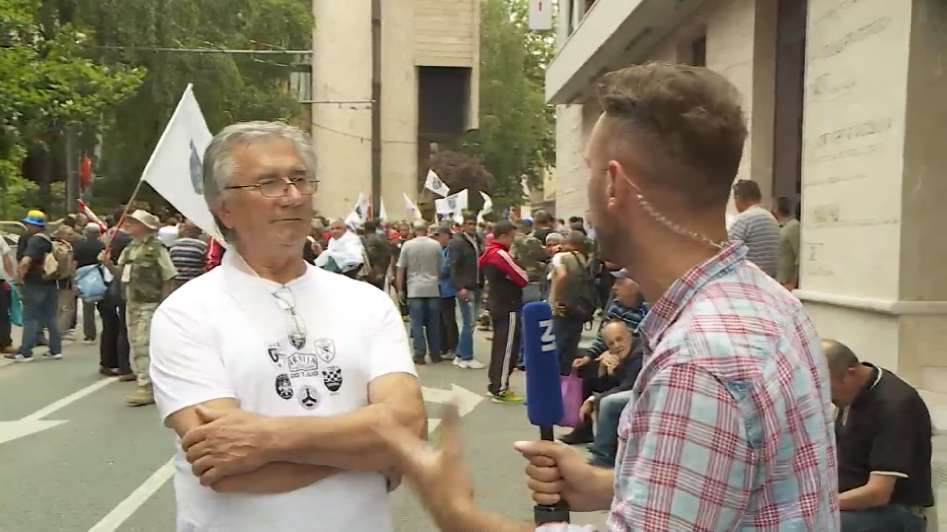 sa-live 1-1205-230518.00_07_59_22.Still001