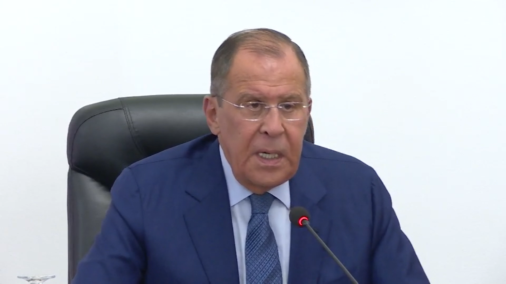 sa-live 1-1245-210918.12_50_36_17.Still003