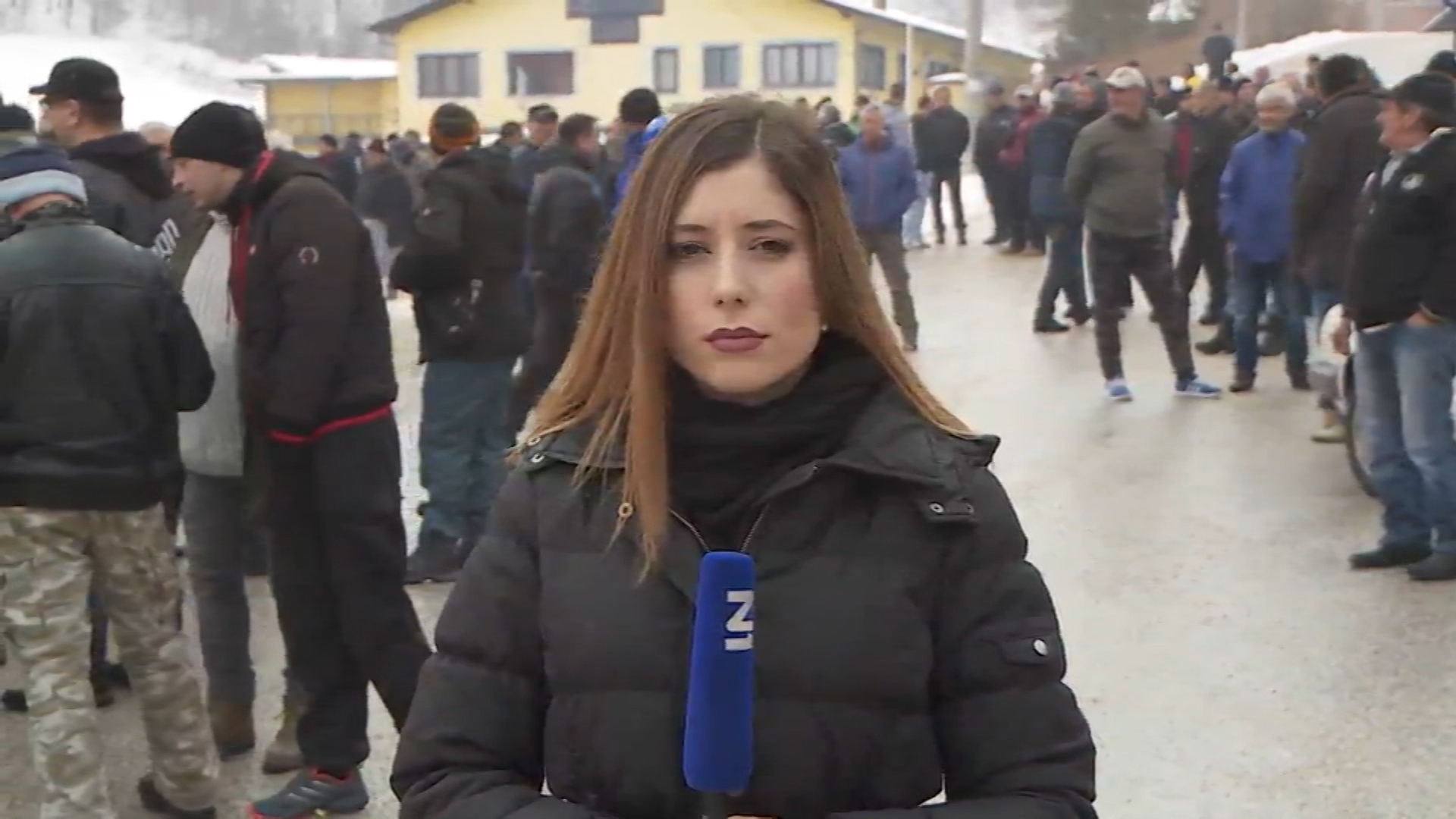 sa-live 1-1300-030318.Still002