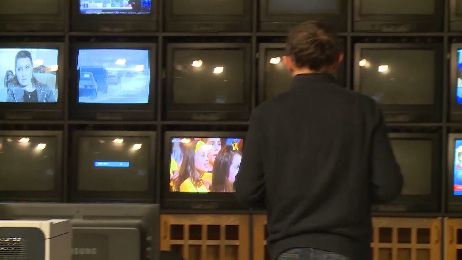 sa-live 1-1740-140518.00_03_12_06.Still007