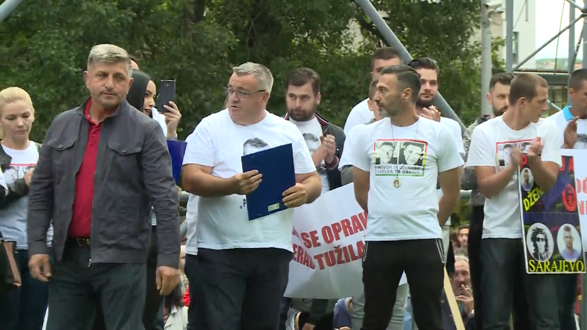 sa-live 1-govori-1820-150518.00_00_00_19.Still001