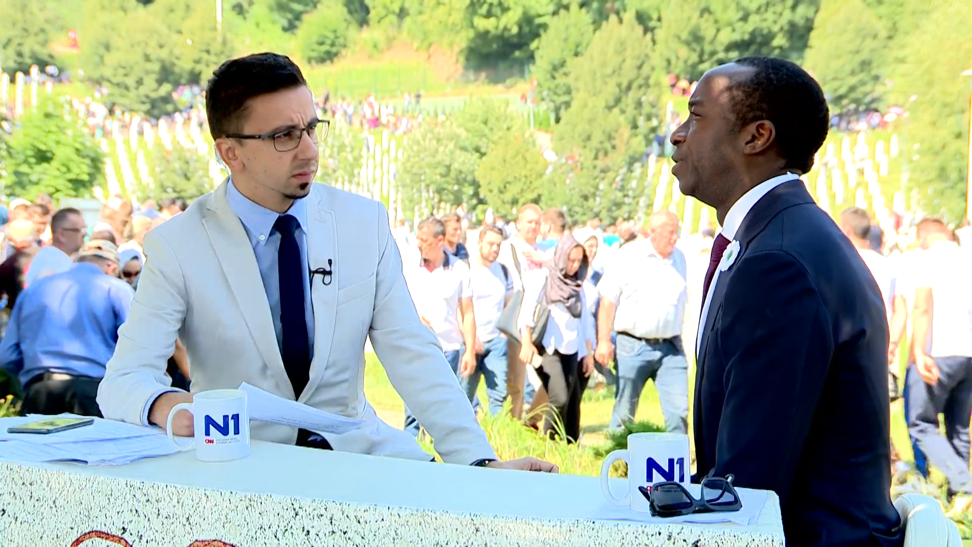 sa-live 2-1020-110718.00_13_13_12.Still002