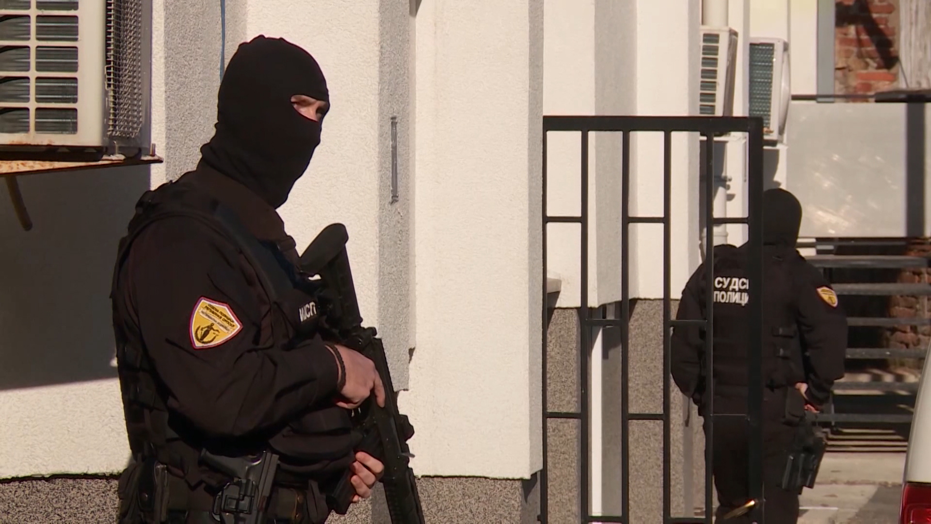 sa-live 3-1600-180920.00_08_14_12.Still008