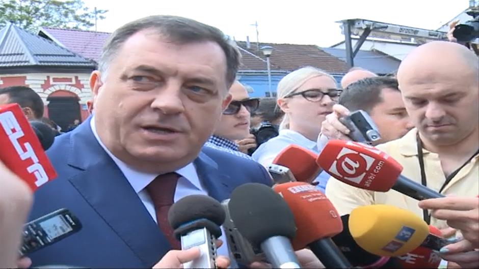sa-live dodik-1345-070516.Still002