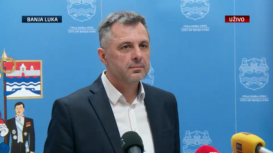 SA-LIVE EVENT-1105-311218.11_05_43_19.Still001