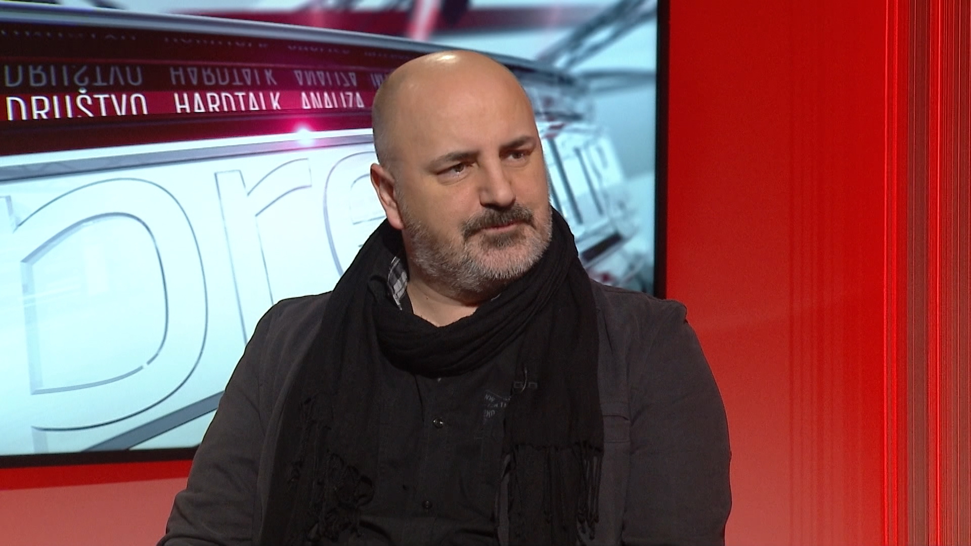 SA-LIVE EVENT-1530-200219.00_03_06_19.Still021