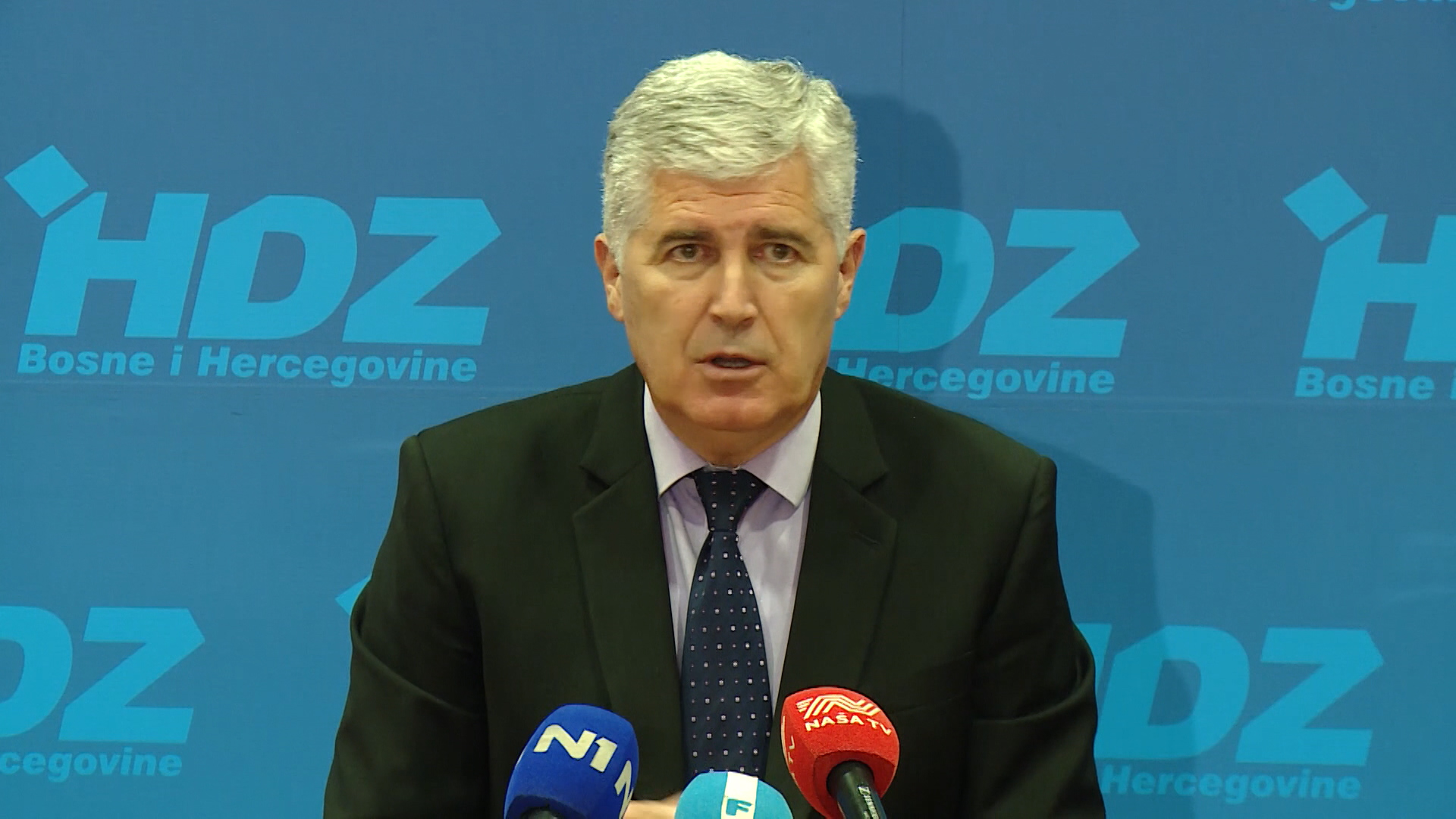 SA-LKLV COVIC-DJK-1(20181119-164345241).00_00_51_11.Still001