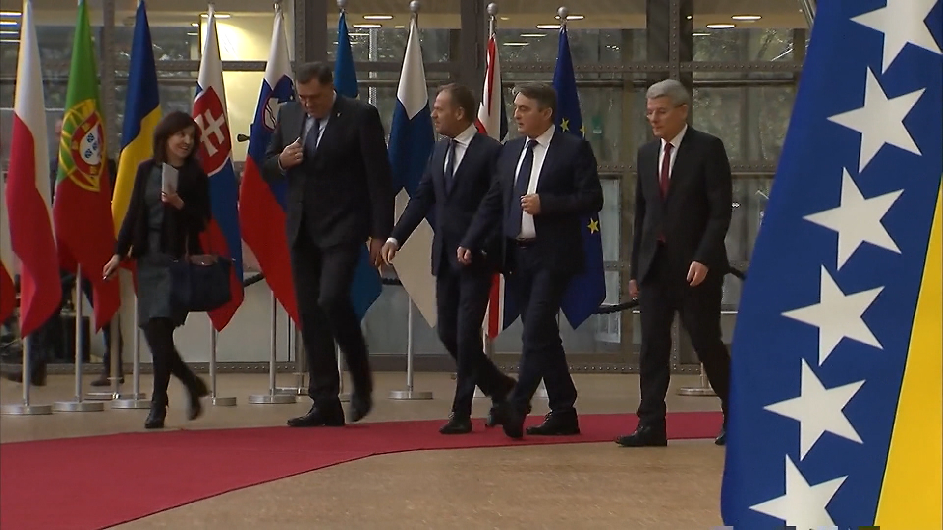 SA-LKLV PLJACKA MOSTAR-DJK-1(20190305-212438759).00_00_15_03.Still012