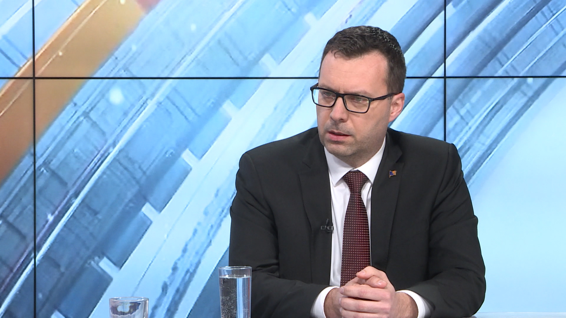 SA-LKLV PLJACKA MOSTAR-DJK-1(20190305-212438759).00_22_10_20.Still017