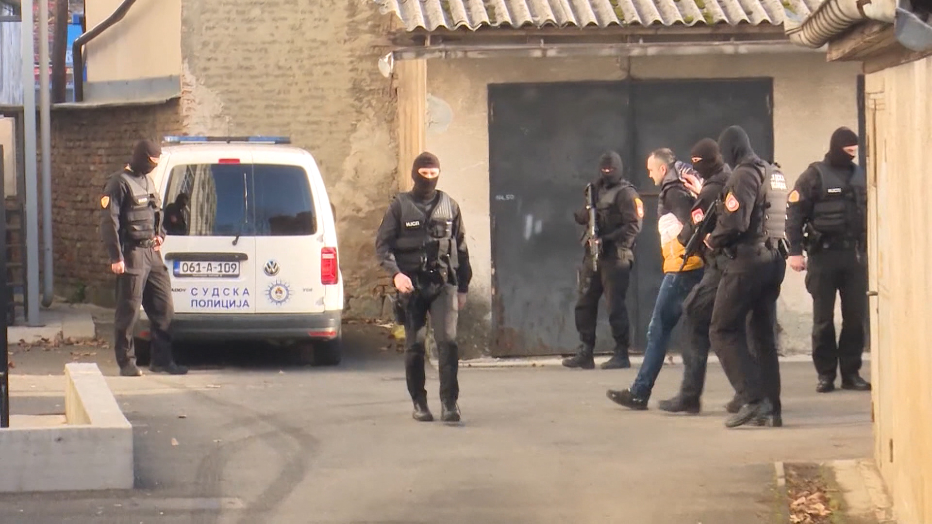 sa-lovrinovic-ads(20200206-152403070).00_00_51_10.Still010