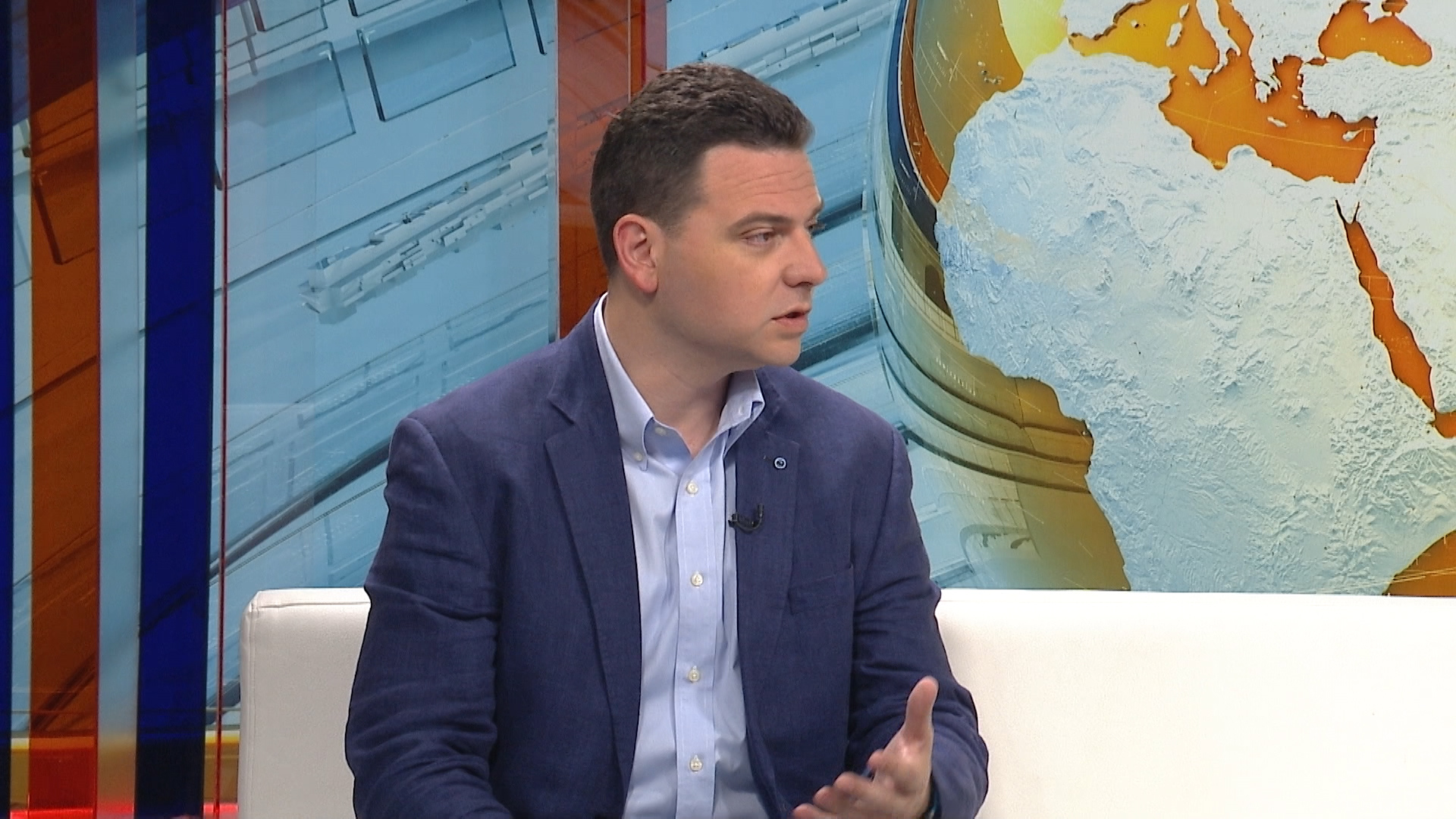 sa-magazinovic-clf-220518.00_04_07_21.Still001