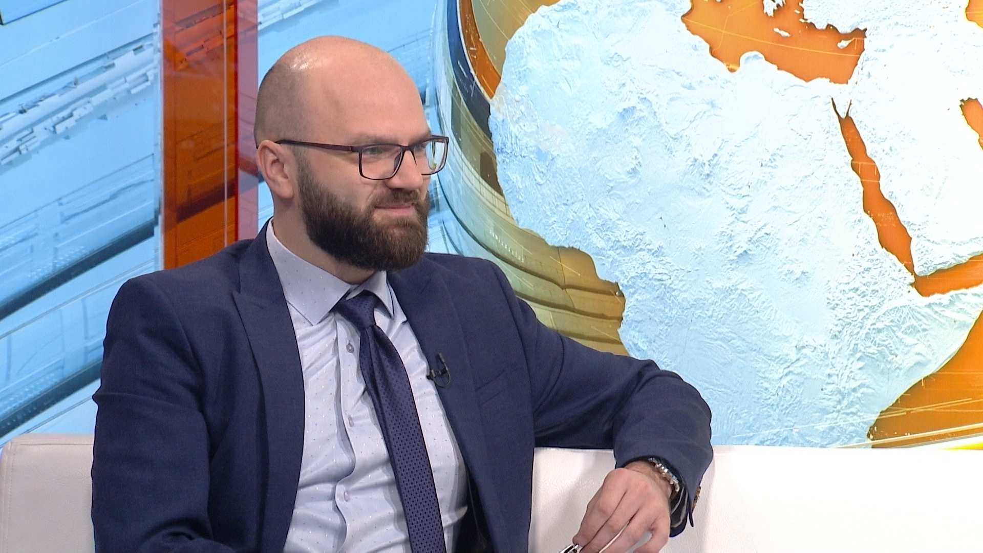 sa-malik garibija-clf-141019.07_57_25_21.Still001