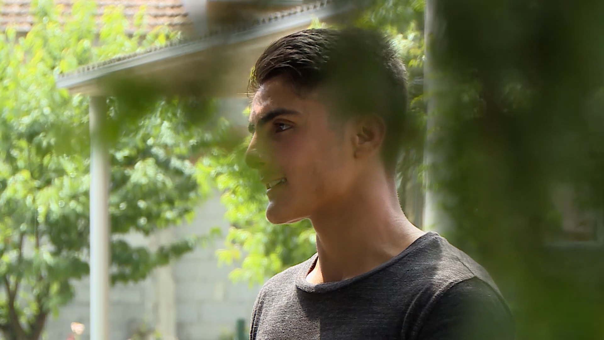 SA-MIGRANT BIHAC PKG-SEM-1(20190620-184925597).00_00_37_22.Still004