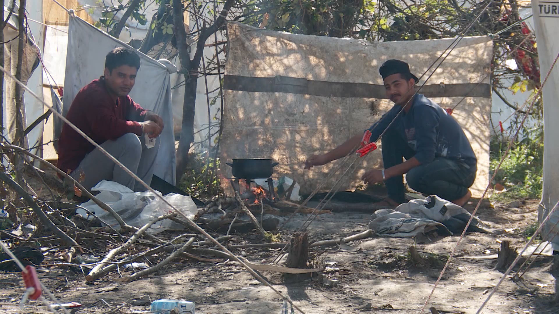 SA-MIGRANTI BIHAC PKG-ANM-1(20191018-173304339).00_01_28_23.Still003