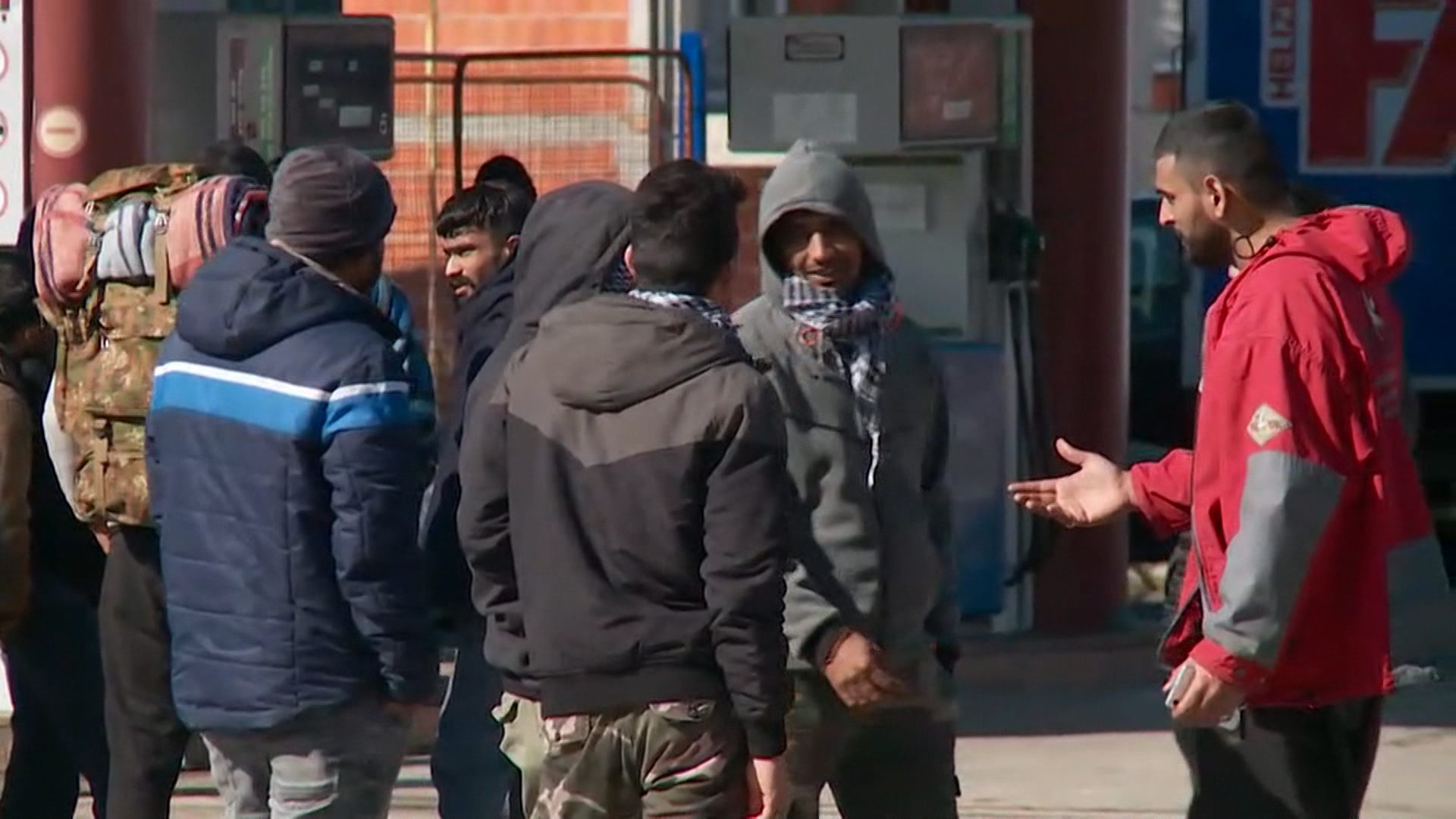 SA-MIGRANTI LKLV-ADS-1(20200228-115432888).00_00_35_09.Still002