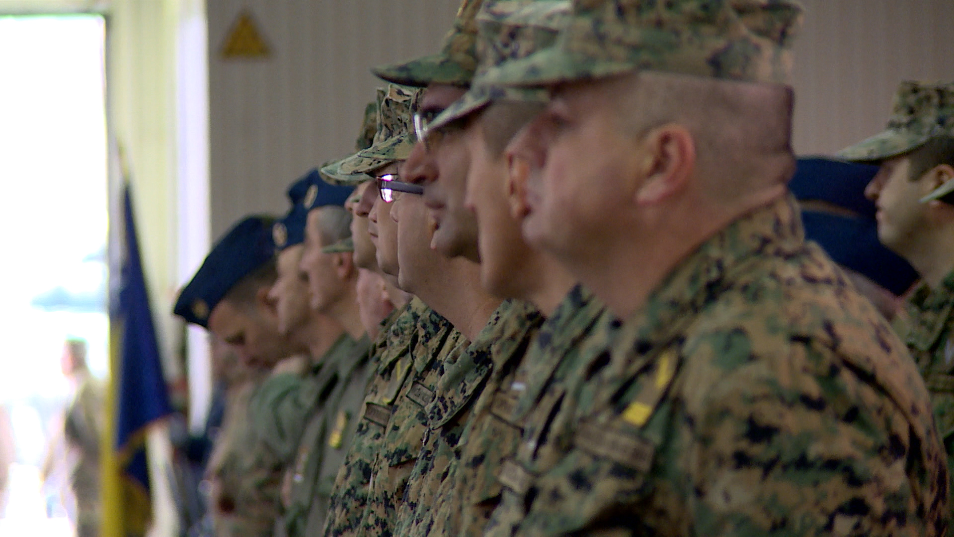 SA-MIGRANTI LKLV-ANM-1(20190607-171701347).00_01_22_24.Still012