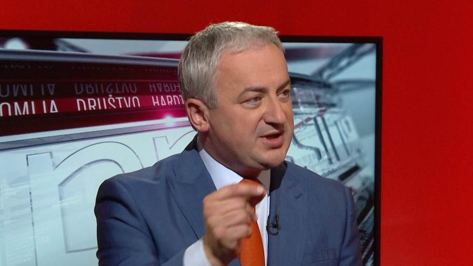 SA-MIGRANTI PKG-19-ZVK-1(20191023-165339276).00_20_10_03.Still015