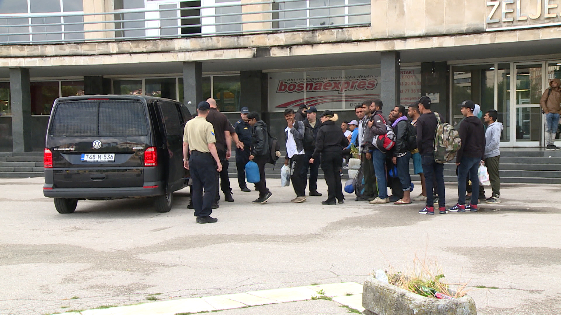 SA-MIGRANTI POLICIJA VO-LJS-1(20190710-185517113).mxf.00_00_01_01.Still001