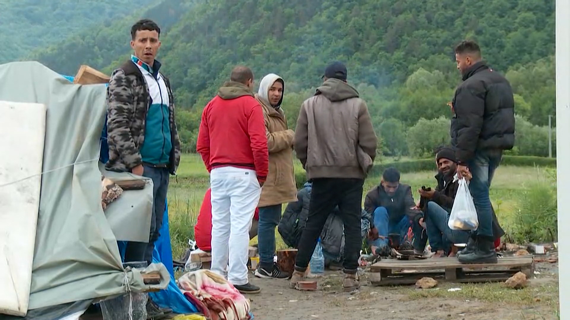 SA-MIGRANTI PROVALE PKG-RAS-1(20200723-162806906).mxf.00_01_24_10.Still001