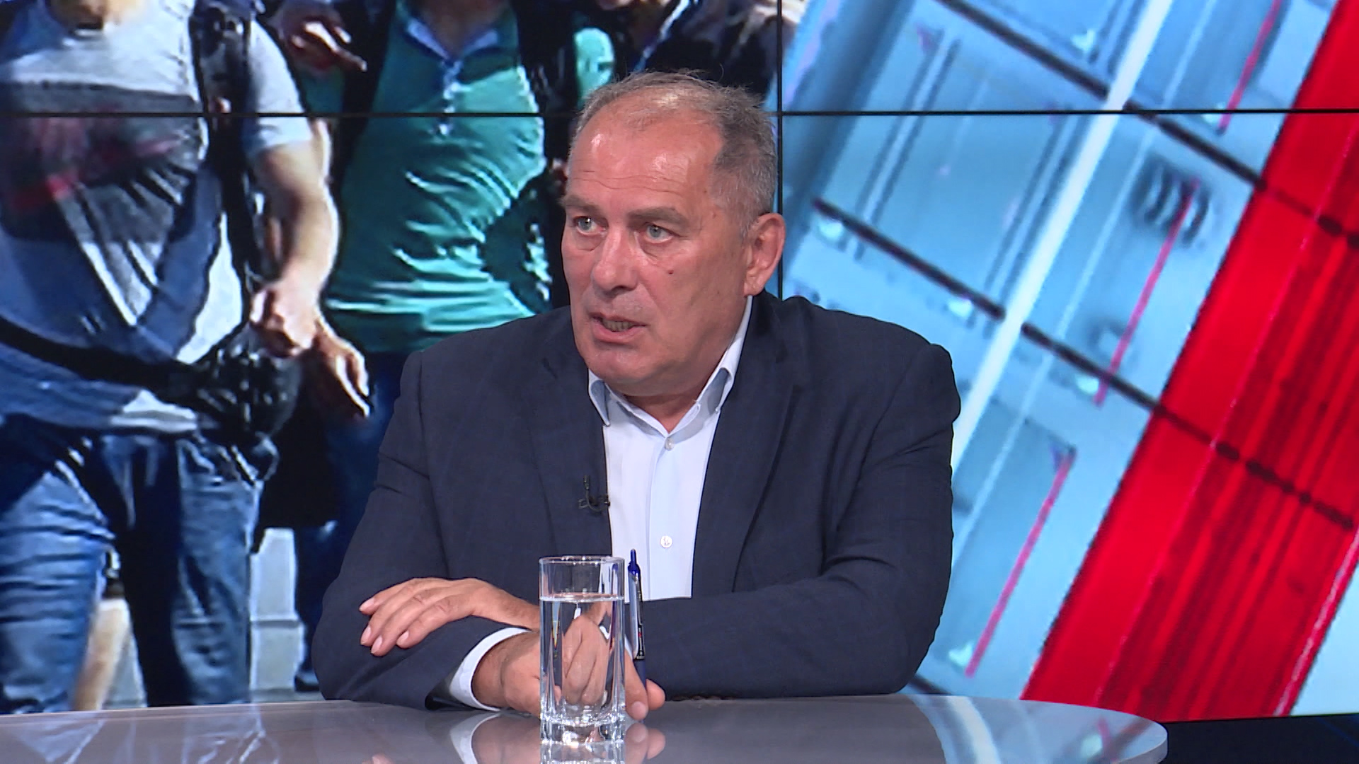 SA-MIGRANTI VO 2-BOB-1(20200926-161822348).00_03_16_24.Still005