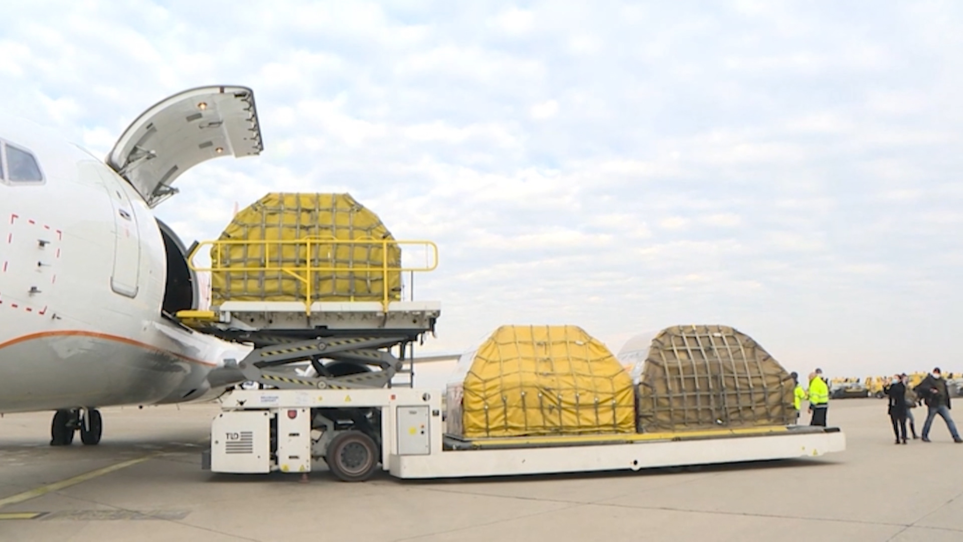 SA-MIGRANTSKA PKG-SNM-1(20201222-161421481).00_00_12_20.Still006