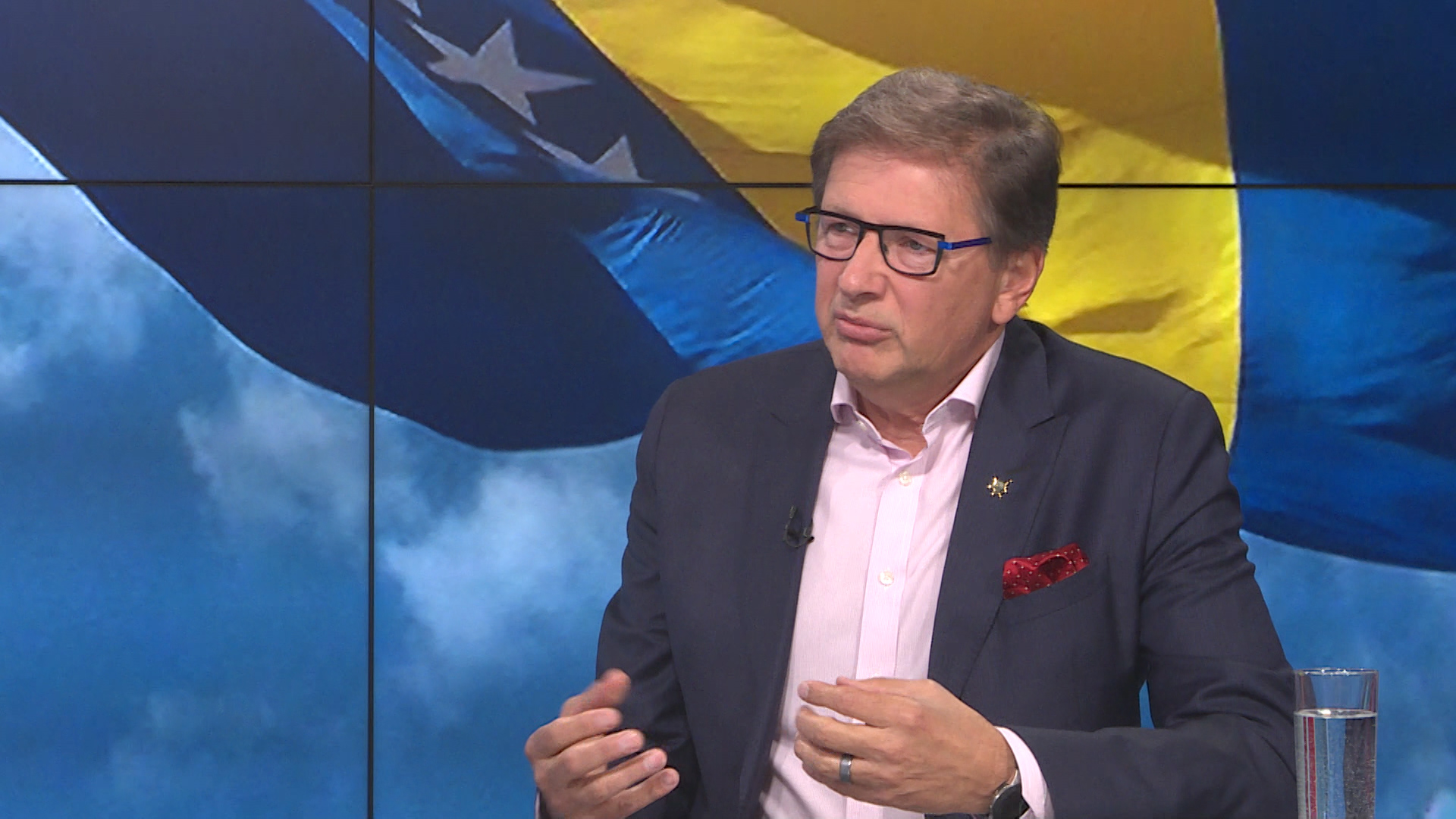 sa-mirsad hadzikadic-clf-190919.00_18_06_00.Still001