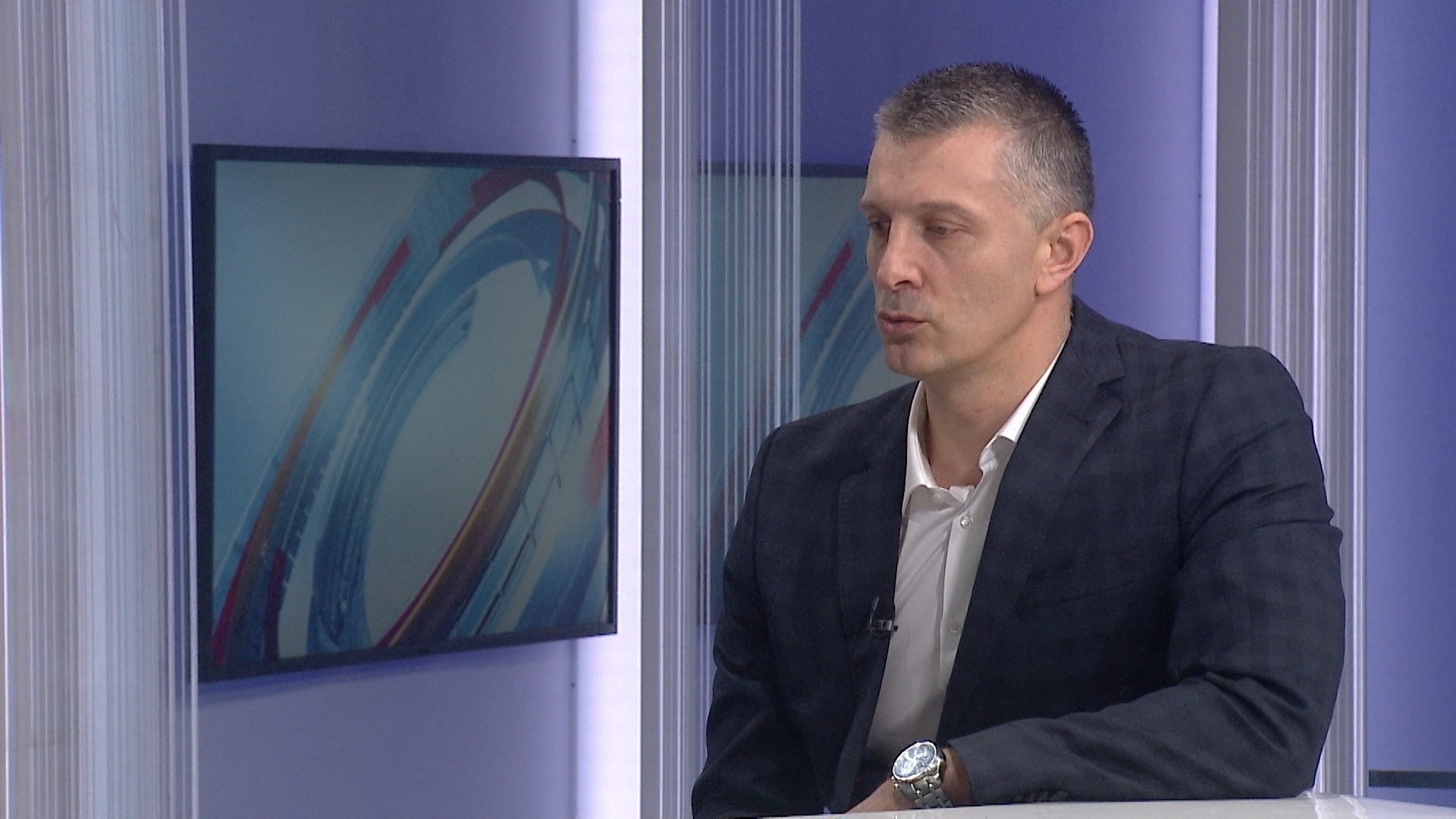 SA-MIRZA CELIK DU INTW-MES(20180314-152031369).Still002