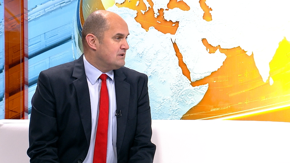 sa-mladen cavar-clf-110419.07_59_00_15.Still002