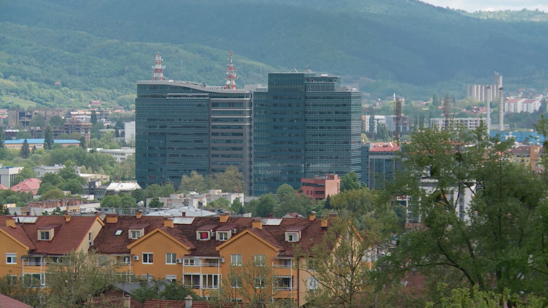 SA-MLADI I EPIDEMIJA PKG-SAD-1(20200502-174617171).00_02_59_24.Still006