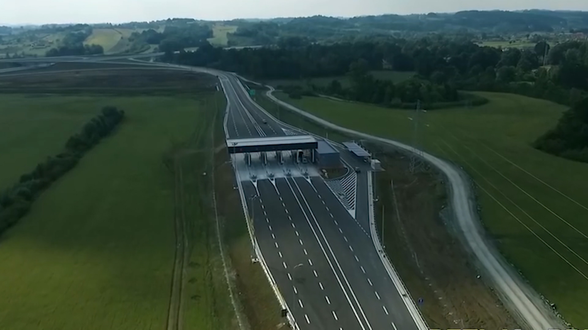 SA-MLADI RODITELJSKA PKG-IVA-1(20181002-150855224).00_02_00_14.Still006