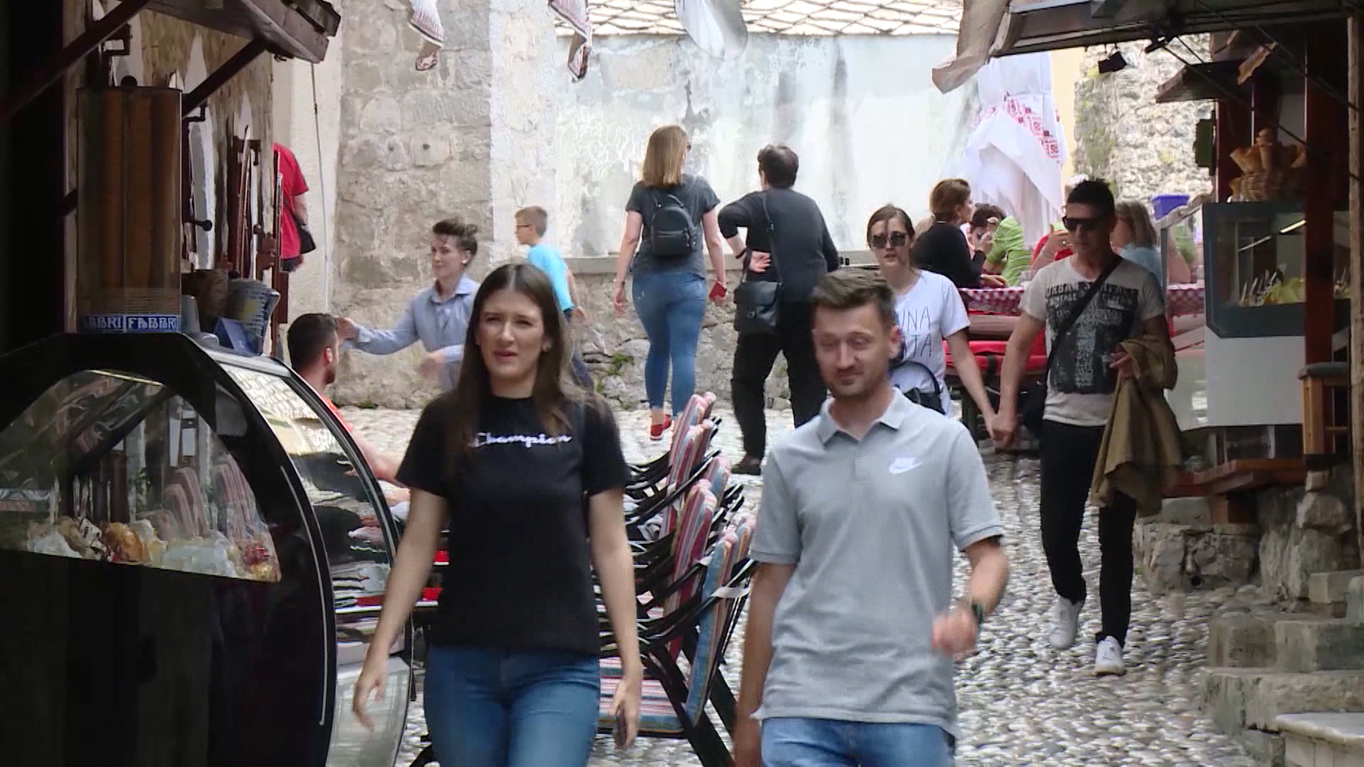 SA-MOSTAR CIK PKG-19-TJD-1(20200724-185444270).mxf.00_03_15_17.Still002