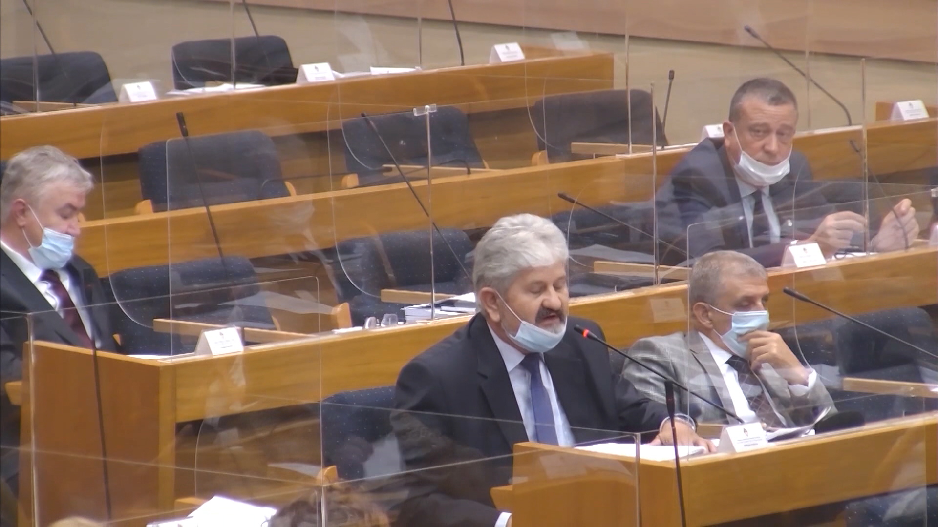 SA-MOSTAR PKG-ADB-1(20200617-165654488).00_03_17_19.Still002