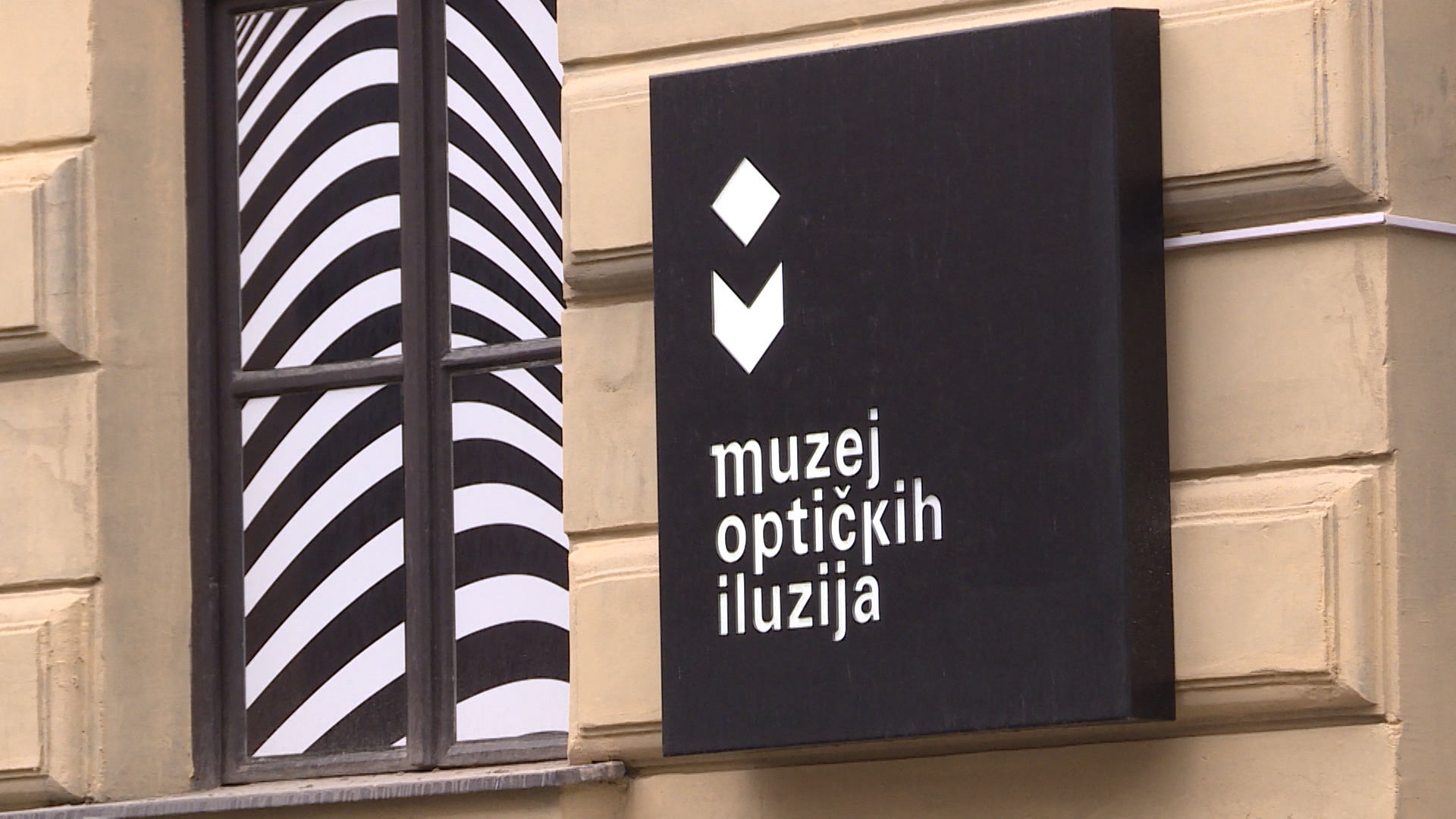 SA-MUZEJ ILUZIJA PKG-ADG-1(20200210-172439420).00_00_06_01.Still001