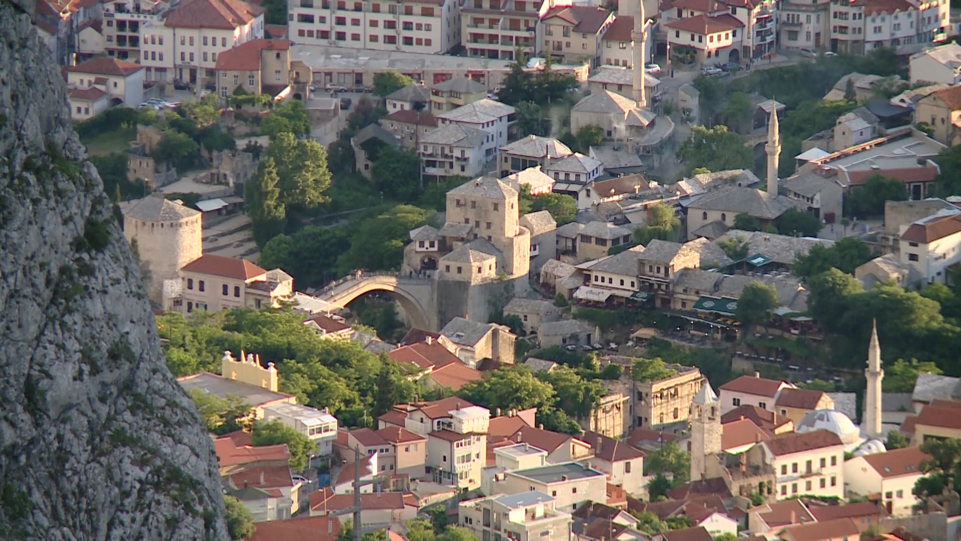 SA-NARODNI POSLANIK PKG-ADG-1(20180703-160534447).00_02_48_05.Still016