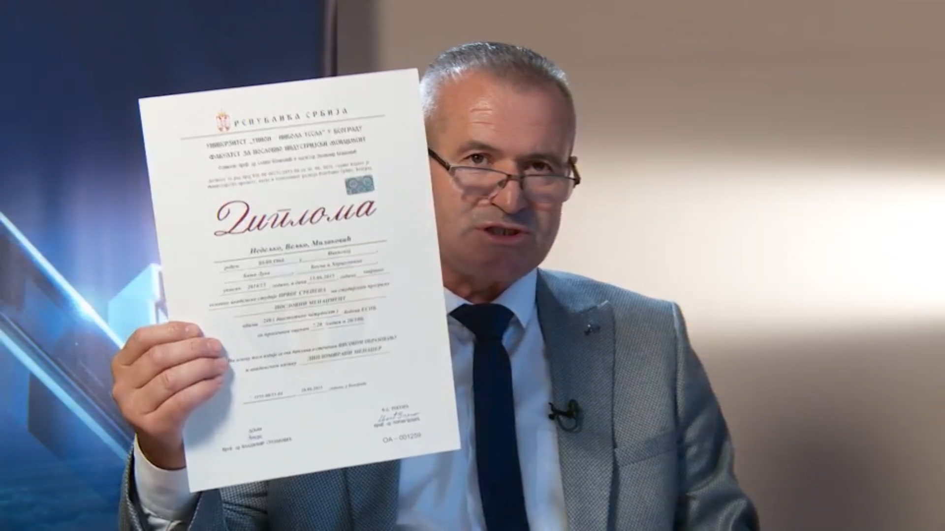 sa-nedeljko milakovic-clf-311019.00_13_31_22.Still001