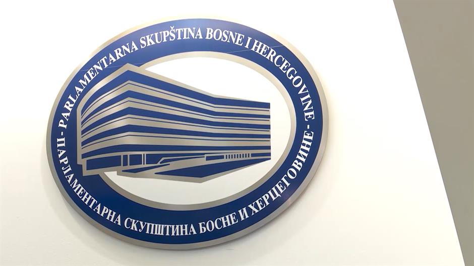 SA-NEGIRANJE-DN-U-RS-PKG-SNM-1-20160229-181819552-.mxf.Still003