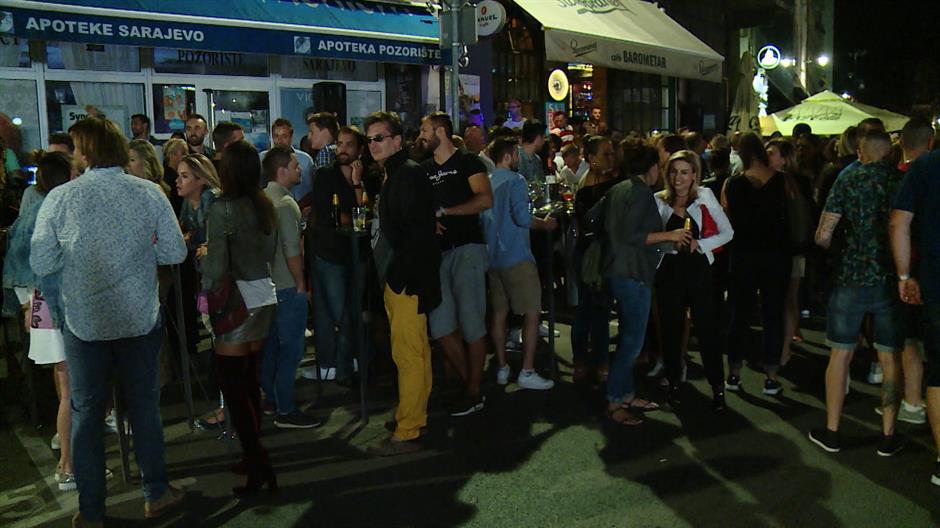 SA-NIGHTLIFE PKG-19-DZV-1(20170818-150134325).Still001