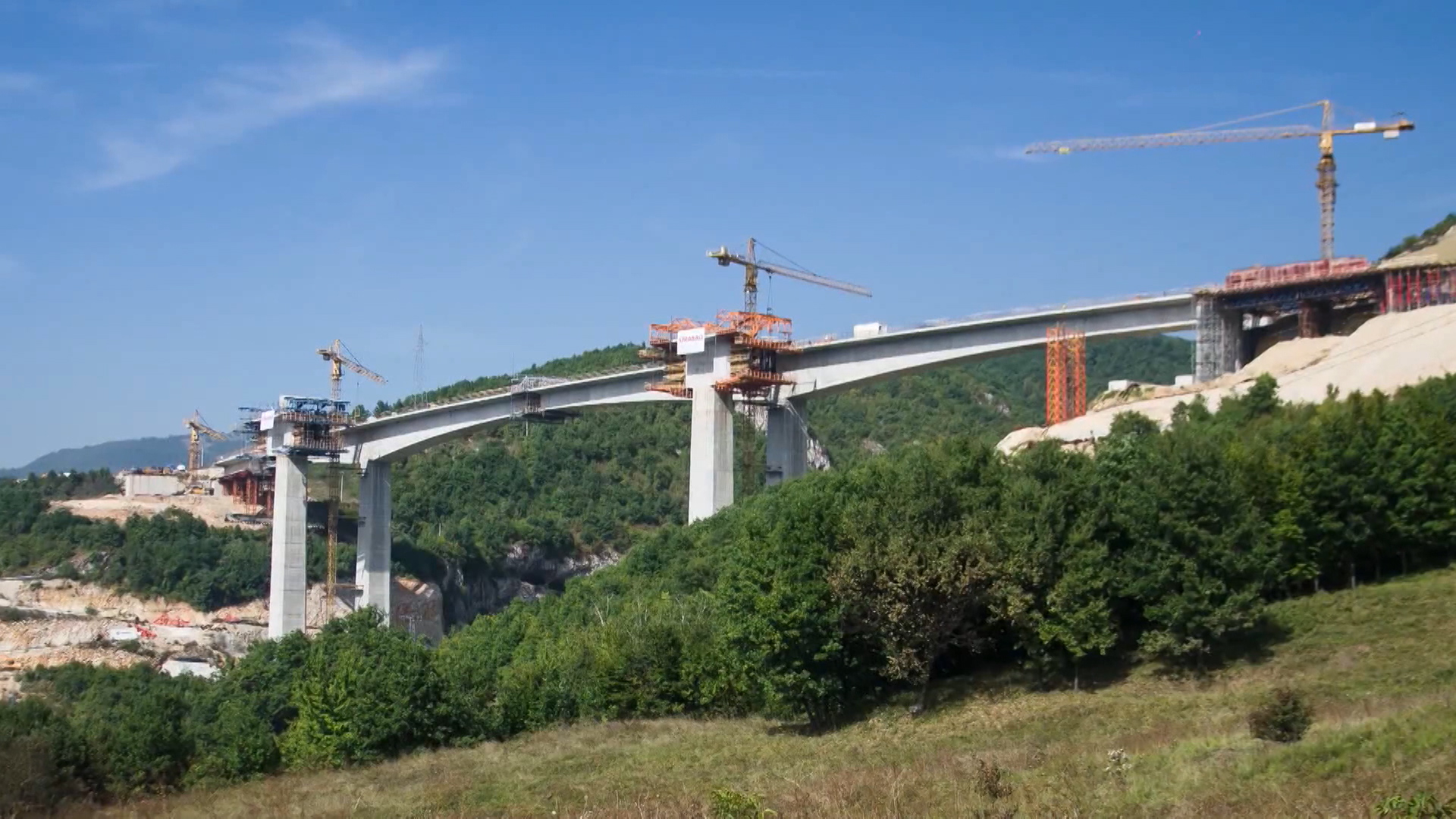 SA-NOVE KONTROLE GRANICA PKG-ADS(20191017-163132277).00_00_35_18.Still005