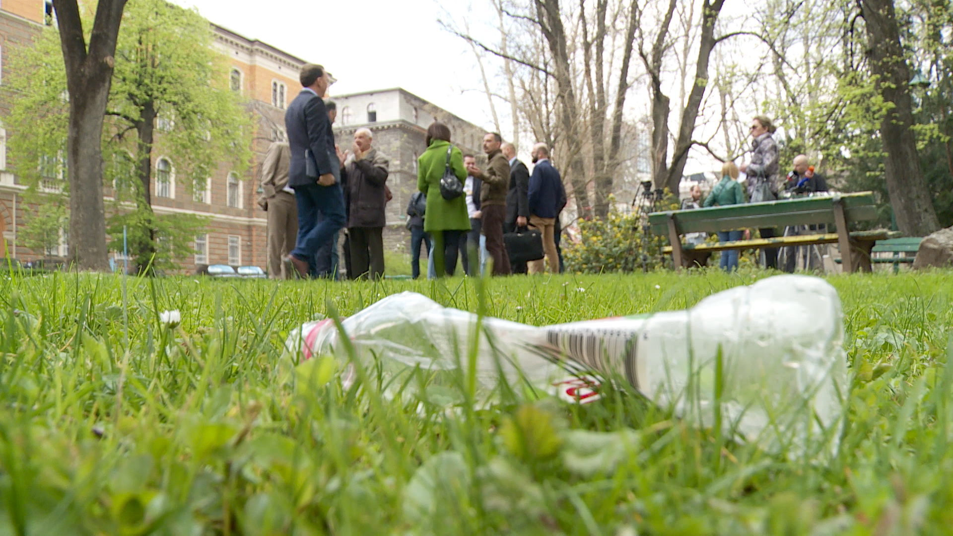 SA-NOVI AMBASADORI PKG-ADS(20190419-165155291).00_00_12_11.Still005