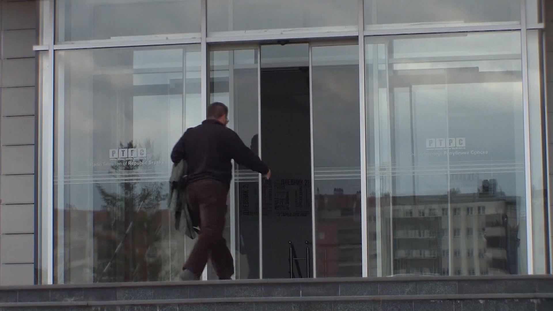 SA-NOVI AMBASADORI PKG-ADS(20190419-165155291).00_00_18_16.Still001